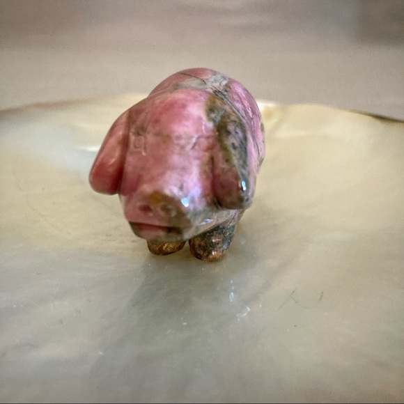 Rhodonite Crystal Stone Pig of Love 🐷💖 - Picture 9 of 10